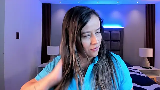 Susann Ross online show from October 2025 10:56:02 AM