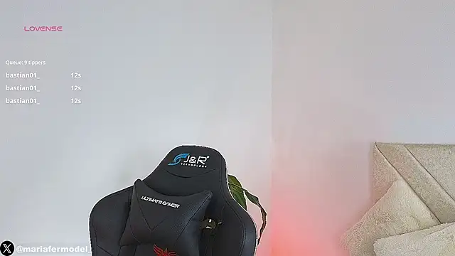 Mariafer05 online show from December 2024 12:04:01 PM