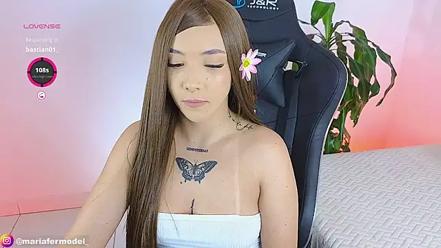 Mariafer05 online show from January 2025 05:11:01 PM