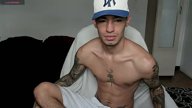 Damon  333 online show from February 2026 04:14:01 PM