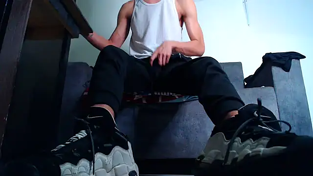 Snapshot of mastersmits chatting on February 2025 05:10:01 AM mastersmits online show from February 2025 05:10:01 AM