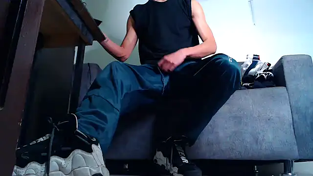 Snapshot of mastersmits chatting on February 2025 03:26:01 AM mastersmits online show from February 2025 03:26:01 AM