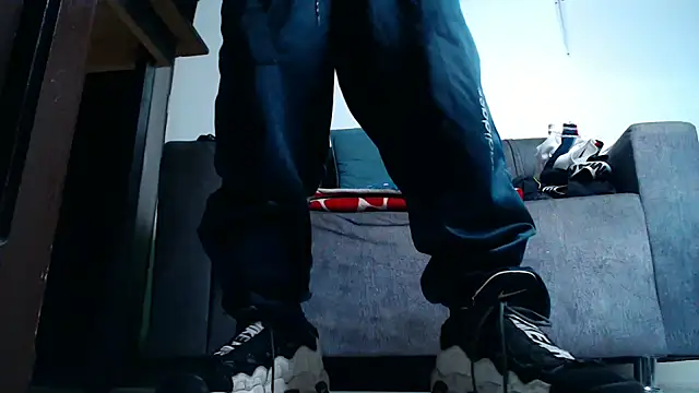 Snapshot of mastersmits chatting on February 2025 07:26:01 AM mastersmits online show from February 2025 07:26:01 AM