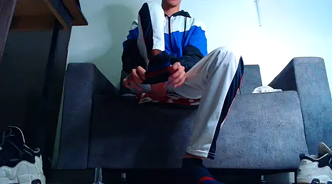 Snapshot of mastersmits chatting on February 2025 02:40:02 AM mastersmits online show from February 2025 02:40:02 AM