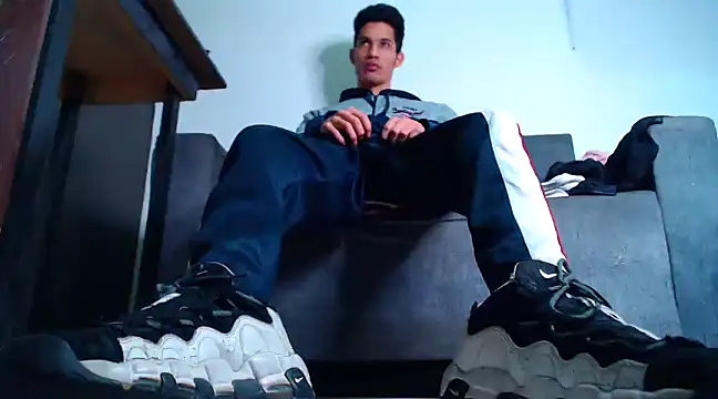 Snapshot of mastersmits chatting on March 2025 03:10:02 AM mastersmits online show from March 2025 03:10:02 AM