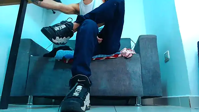 Snapshot of mastersmits chatting on October 2025 01:47:01 AM mastersmits online show from October 2025 01:47:01 AM