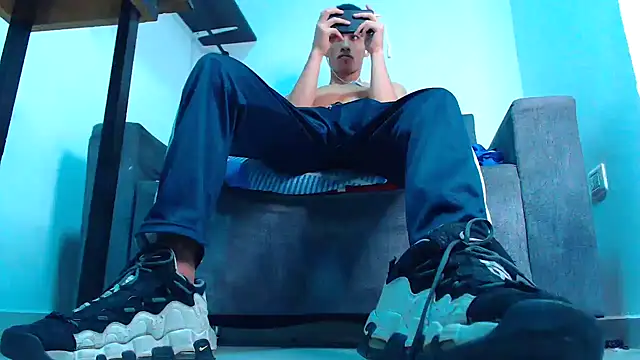 Snapshot of mastersmits chatting on November 2025 02:24:02 AM mastersmits online show from November 2025 02:24:02 AM