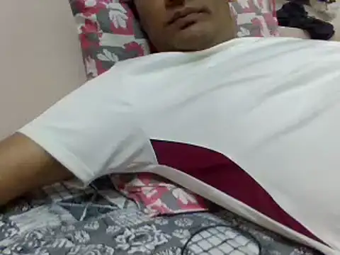 NiceBoy9099 online show from December 2024 06:25:01 PM