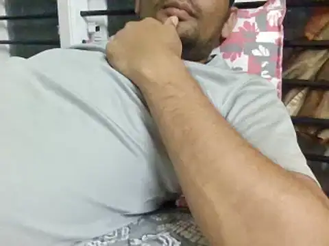 NiceBoy9099 online show from February 2025 06:20:02 PM