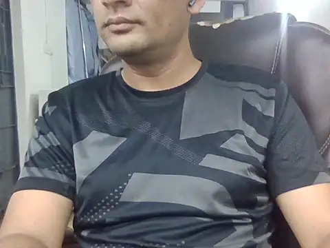 NiceBoy9099 online show from April 2026 07:59:01 PM