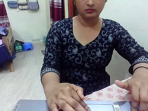 Snapshot of LovelyRose69 chatting on June 2026 01:23:01 PM LovelyRose69 online show from June 2026 01:23:01 PM