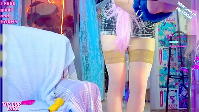 Snapshot of Toxic_Ellies chatting on January 2025 02:52:01 PM Toxic Ellies online show from January 2025 02:52:01 PM