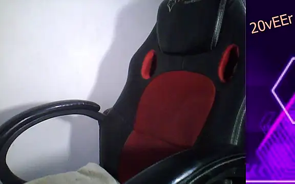 20vEEr online show from February 2025 01:52:02 AM