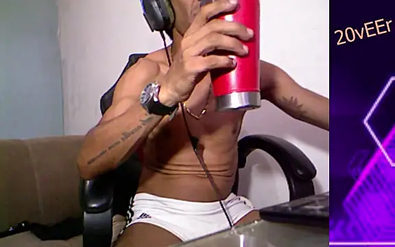 20vEEr online show from March 2025 08:00:01 PM