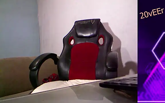 20vEEr online show from March 2025 12:53:01 AM