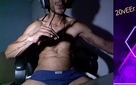 20vEEr online show from March 2025 04:46:01 AM