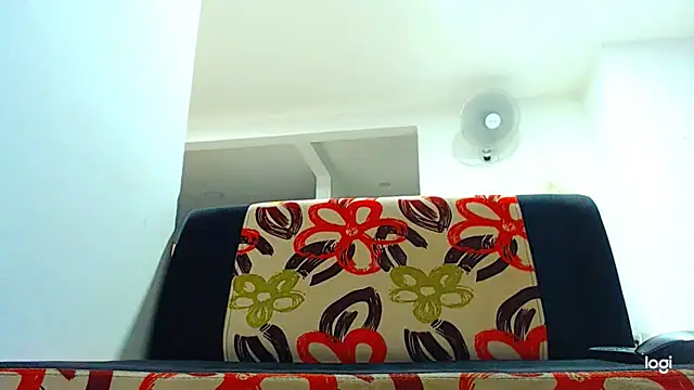 ADAM HOT online show from November 2025 10:43:02 PM