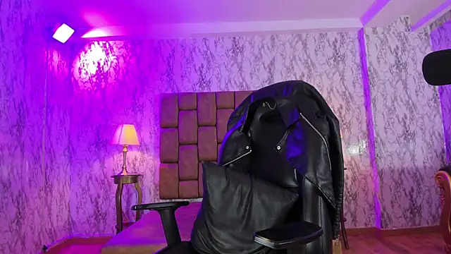 Snapshot of Camila_Chainn chatting on January 2025 08:24:01 PM Camila Chainn online show from January 2025 08:24:01 PM