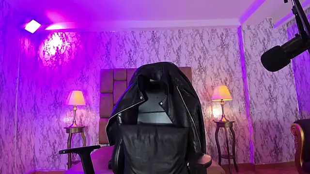 Snapshot of Camila_Chainn chatting on February 2025 11:59:01 PM Camila Chainn online show from February 2025 11:59:01 PM