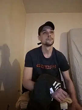 kx93 online show from December 2025 06:41:02 AM