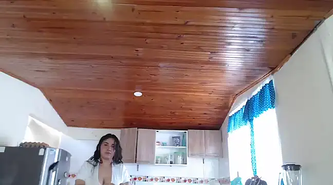 Cuty sexy hot online show from March 2025 05:35:02 PM