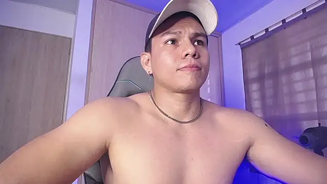 RoyConstance online show from March 2025 10:13:02 PM