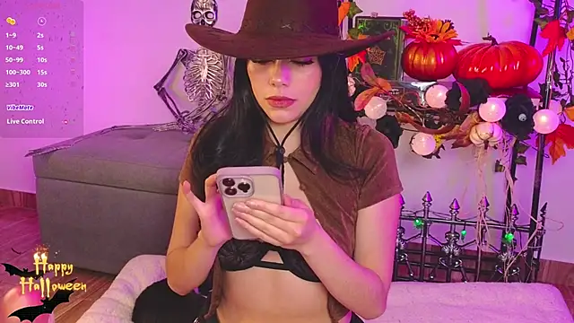 Soffimoon  online show from October 2025 01:52:02 AM