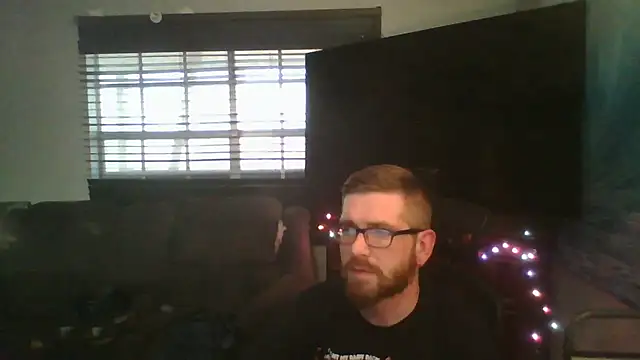 Snapshot of Brobun4fun chatting on November 2025 10:31:02 PM Brobun4fun online show from November 2025 10:31:02 PM