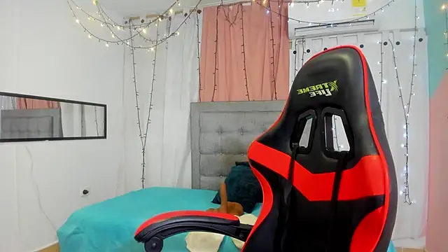 valentina 0  online show from February 2025 06:34:01 AM