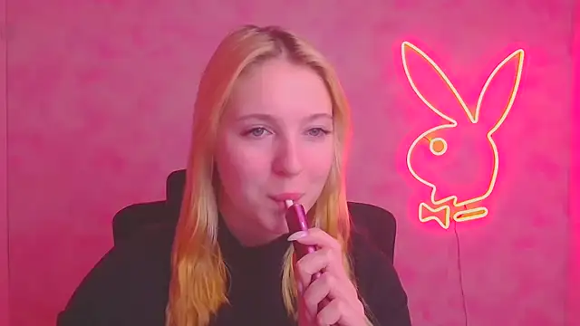 Milka kiss  online show from November 2025 06:47:02 AM