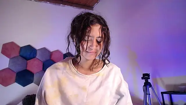 Snapshot of liz-beths chatting on February 2025 04:36:02 PM liz-beths online show from February 2025 04:36:02 PM