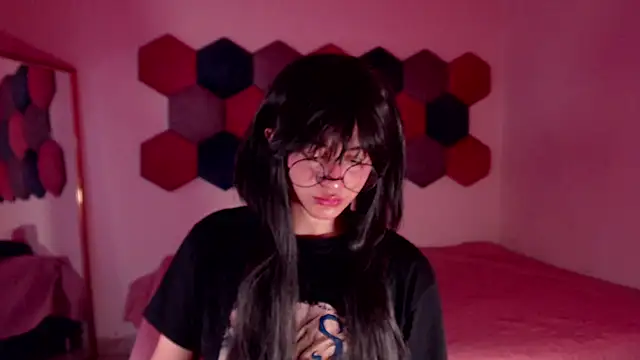 Snapshot of liz-beths chatting on March 2025 01:53:02 PM liz-beths online show from March 2025 01:53:02 PM