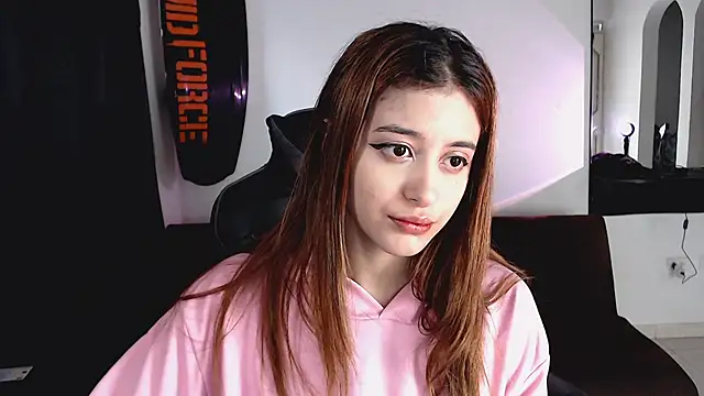 Snapshot of liz-beths chatting on October 2025 07:51:01 PM liz-beths online show from October 2025 07:51:01 PM