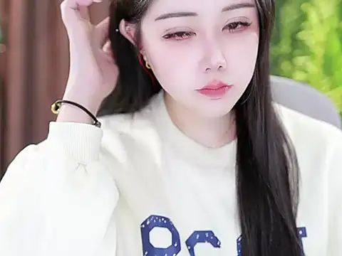 Qiaoqiao  online show from January 2025 10:49:01 AM