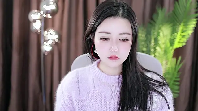 Qiaoqiao  online show from January 2025 07:17:02 AM