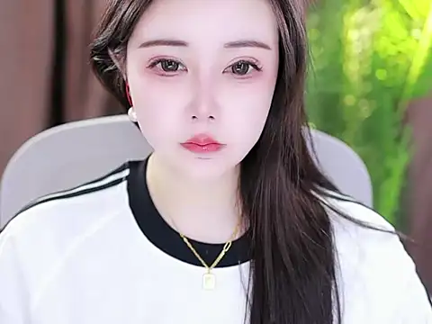 Qiaoqiao  online show from February 2025 07:07:01 AM