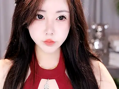 Qiaoqiao  online show from October 2025 09:43:02 AM