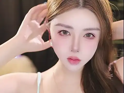 Snapshot of Qiaoqiao_ chatting on July 2026 04:42:02 PM Qiaoqiao online show from July 2026 04:42:02 PM