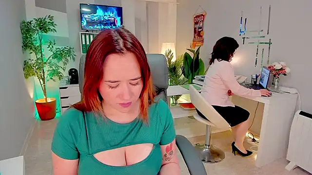 Snapshot of Butterflyblue_dream chatting on January 2025 12:31:02 PM Butterflyblue dream online show from January 2025 12:31:02 PM