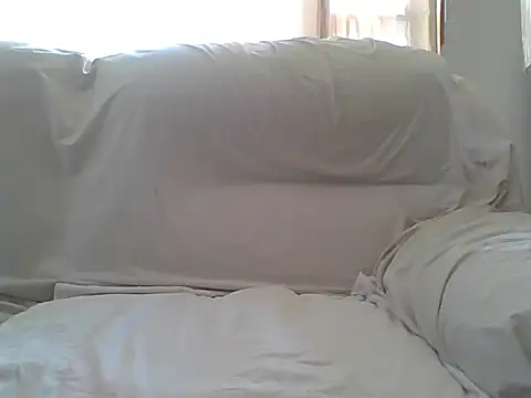 Luvstrokingoncam online show from March 2026 03:56:01 PM