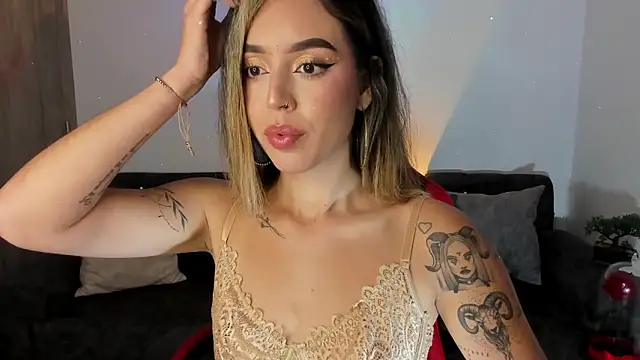 zoee jackson online show from October 2025 03:51:02 AM