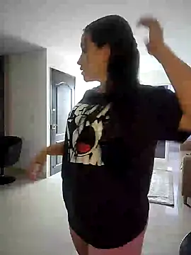 Naty Santos online show from February 2025 08:03:01 PM