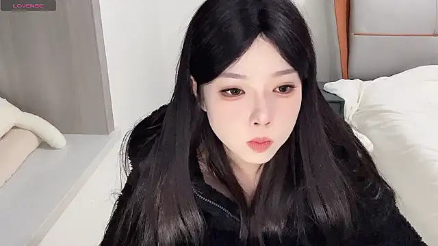 Q-ing online show from December 2024 04:14:01 AM