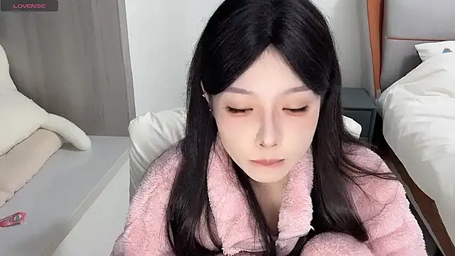 Q-ing online show from December 2024 08:12:01 AM