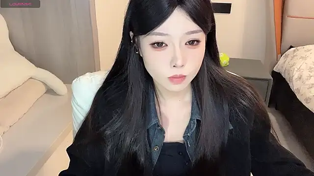 Q-ing online show from December 2024 05:10:02 PM