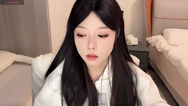 Q-ing online show from December 2024 06:35:02 PM