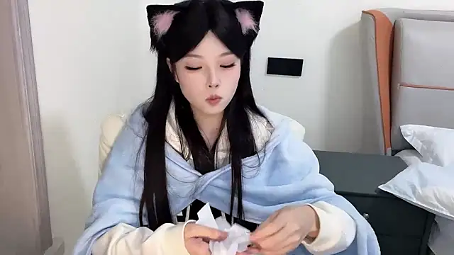 Q-ing online show from January 2025 11:55:02 PM