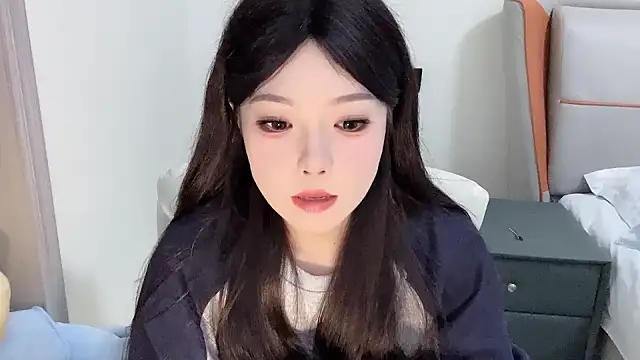 Q-ing online show from January 2025 07:49:02 PM