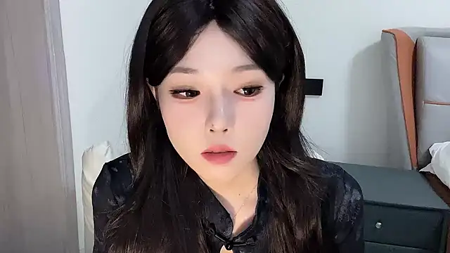 Q-ing online show from February 2025 04:56:02 PM