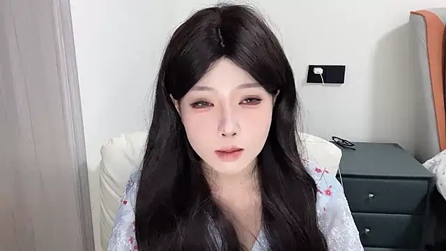 Q-ing online show from March 2025 07:43:02 AM